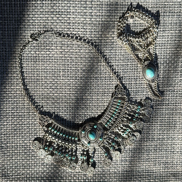 mark. By AVON turquoise necklace and bracelet set - Picture 1 of 5